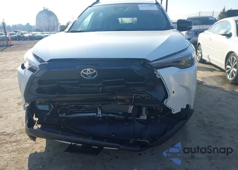 2026 Toyota Corolla Cross Xle from USA, damaged, VIN 7MUDAABG1TV150348
